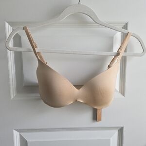 NWT SKIMS wireless push-up bra in Sand